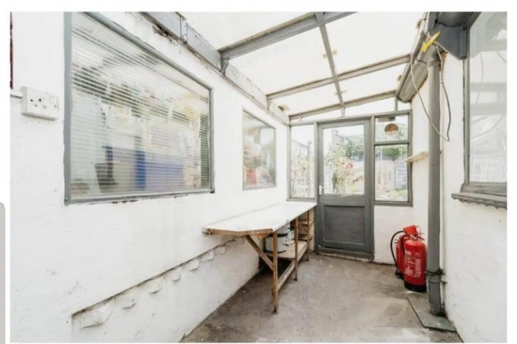 FOREST GATE/MARYLAND, E7, 4 BEDROOM TERRACED HOUSE AVAILABLE NOW