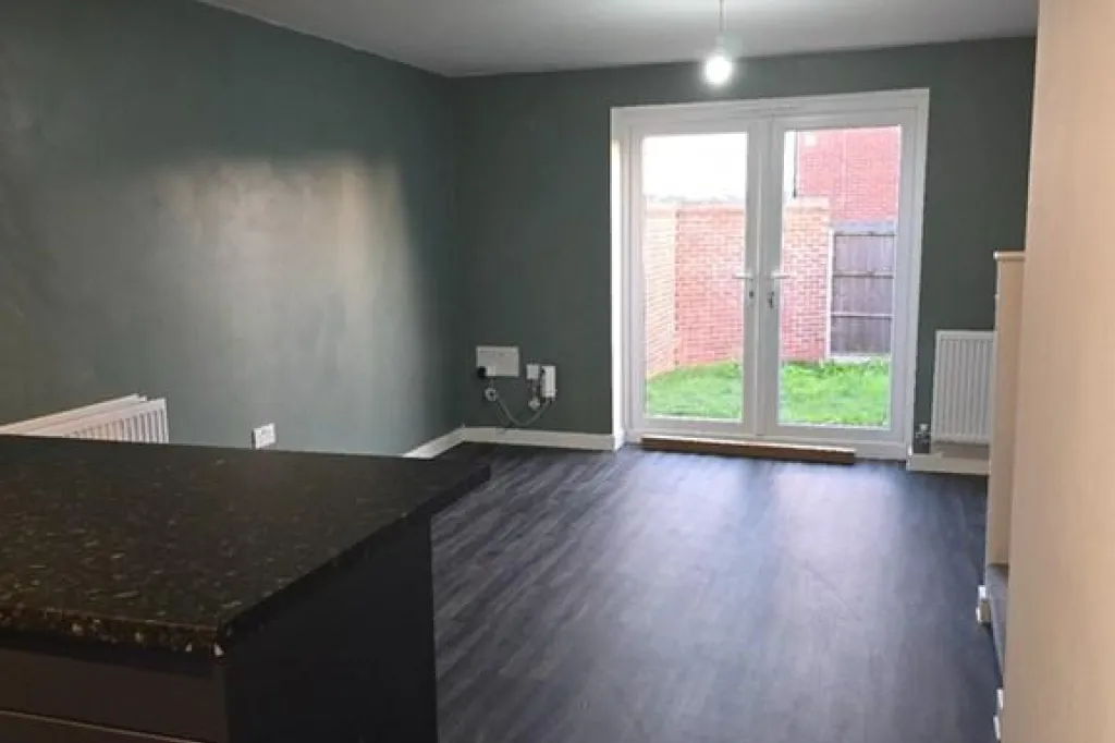 2 bedroom house in Bellerphon Drive, Stoke-On-Trent, ST3 (2 bed) (#2968461)