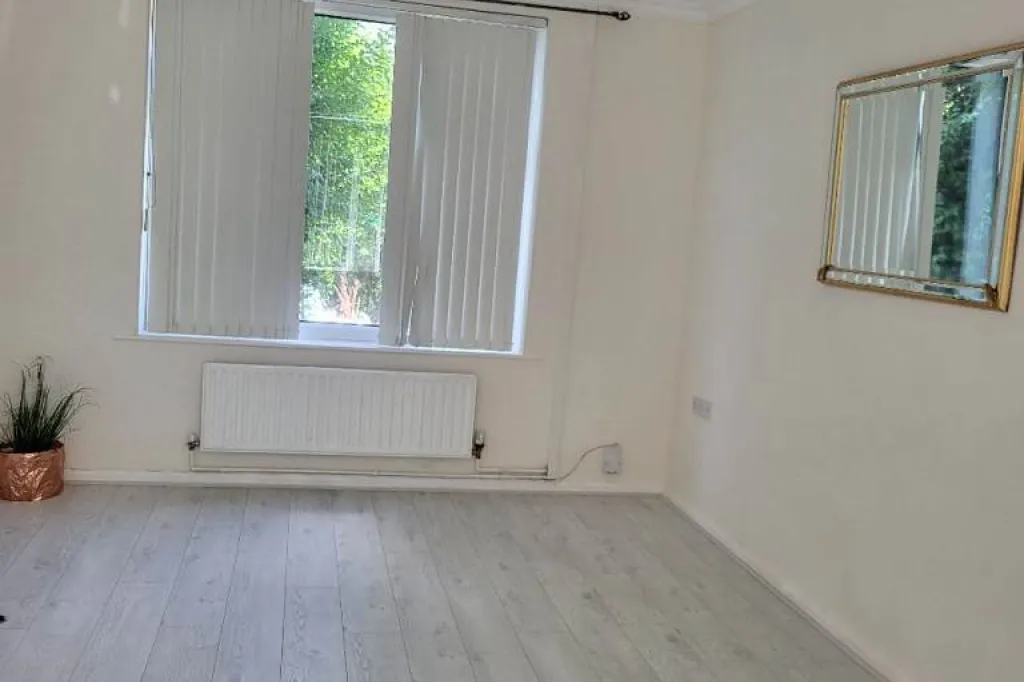 House to let £1250 per Months in Whitefield area