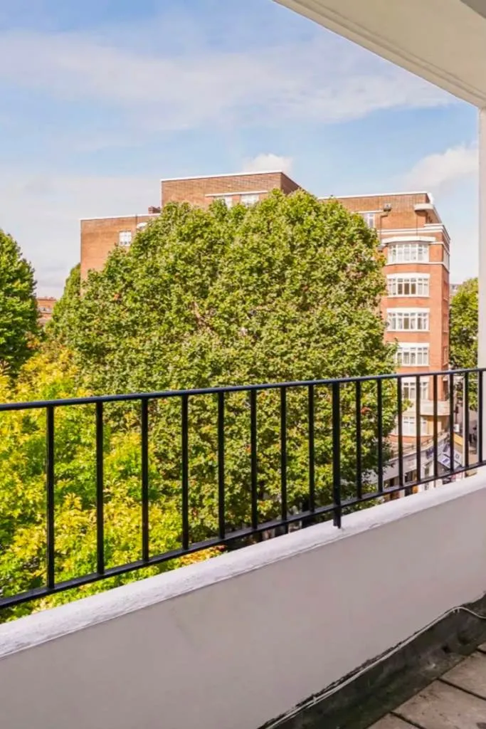 Stunning 2-Bedroom Apartment - South Kensington SW7