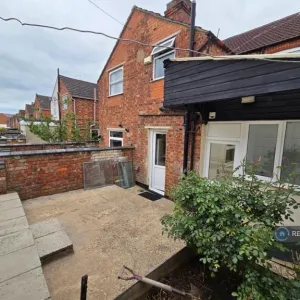 3 bedroom house in Thomas St, Wellingborough, NN8 (3 bed) (#2888456)