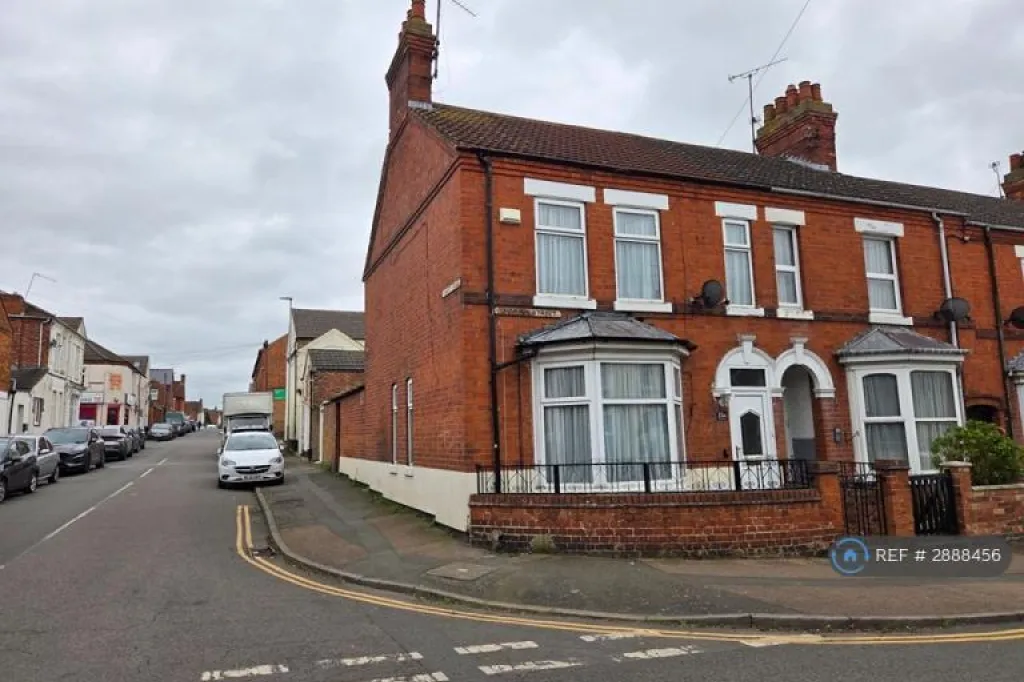 3 bedroom house in Thomas St, Wellingborough, NN8 (3 bed) (#2888456)
