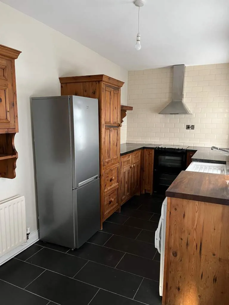 Excellent 2 Bedroom House to rent on Deramore Avenue off the Ormeau Road, South Belfast