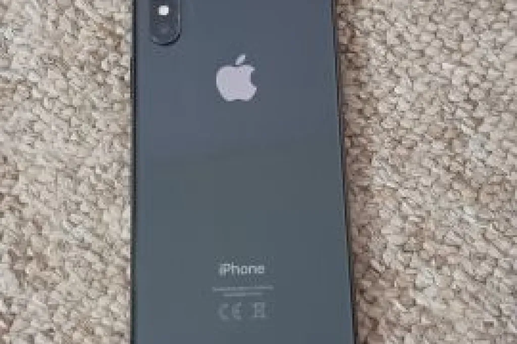 faulty apple iphone x mobile phone with free postage