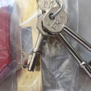 ERA fortress British standard door lock . Brand new and unused.