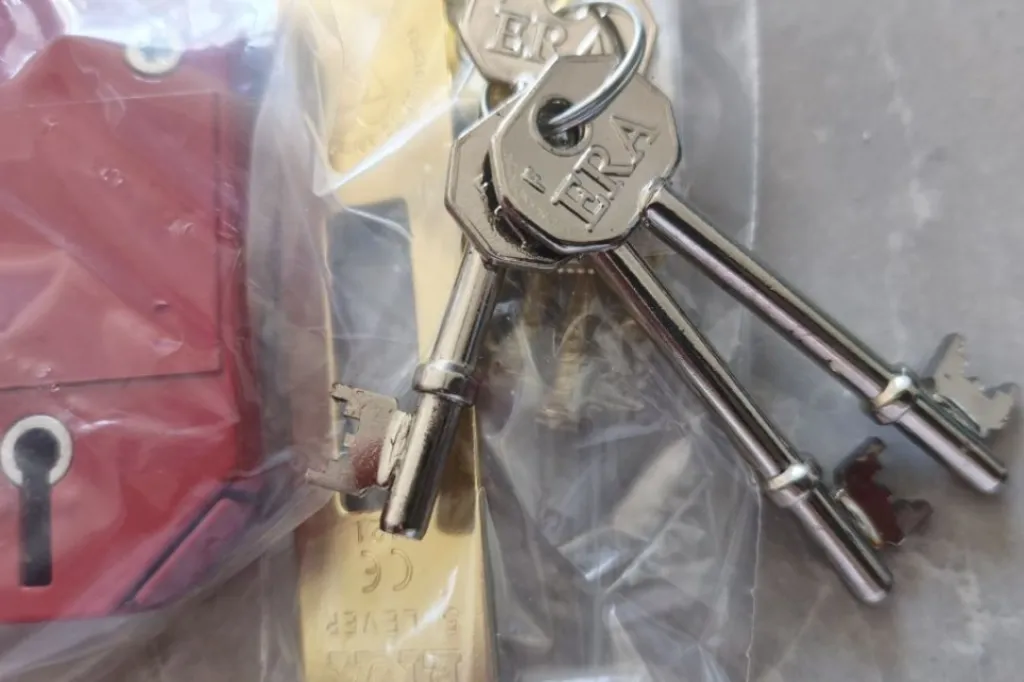 ERA fortress British standard door lock . Brand new and unused.