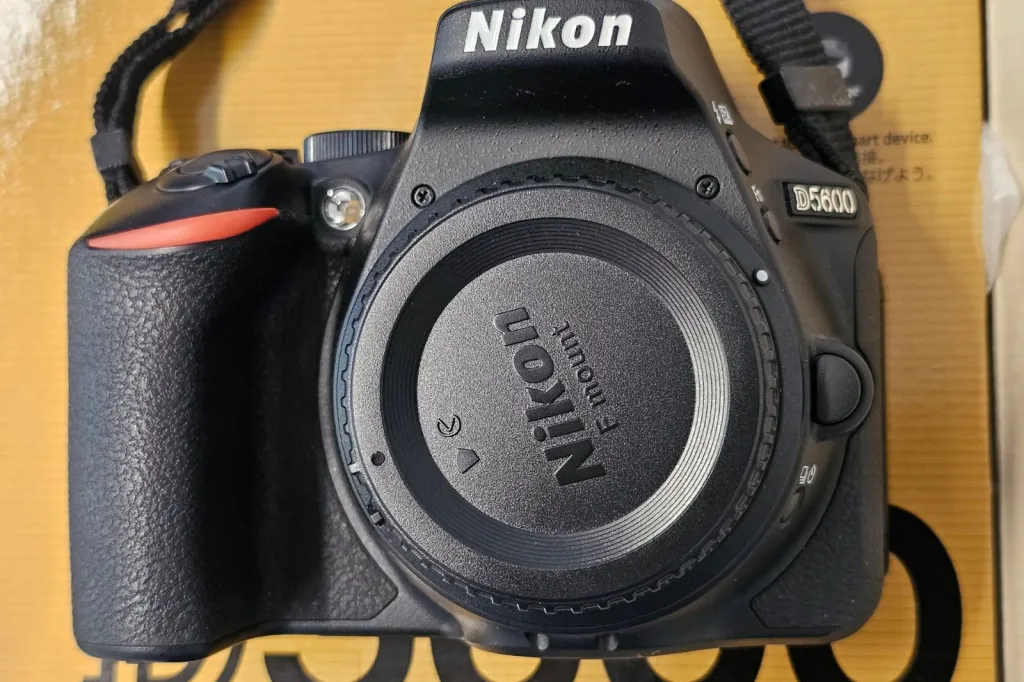Nikon D5600 Body - Mint (3k Shutter Count) + Box & 3 Batteries