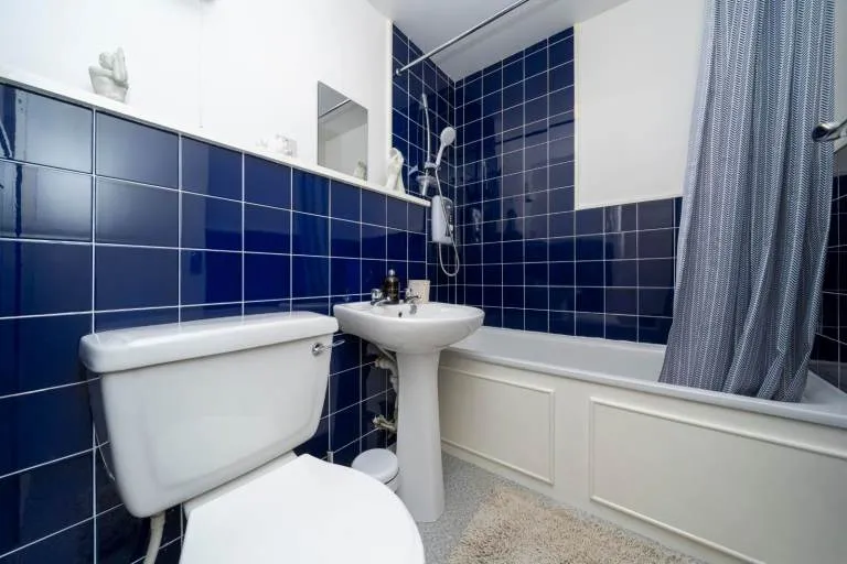 Fully Refurbished 1 bed Flat in Headland Court, Aberdeen (AB10)