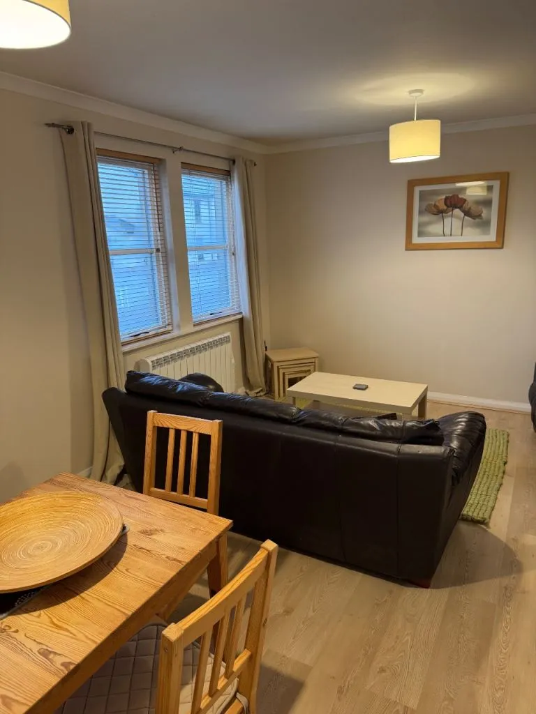 AVAILABLE 1 bedroom flat, Riverside - available to rent