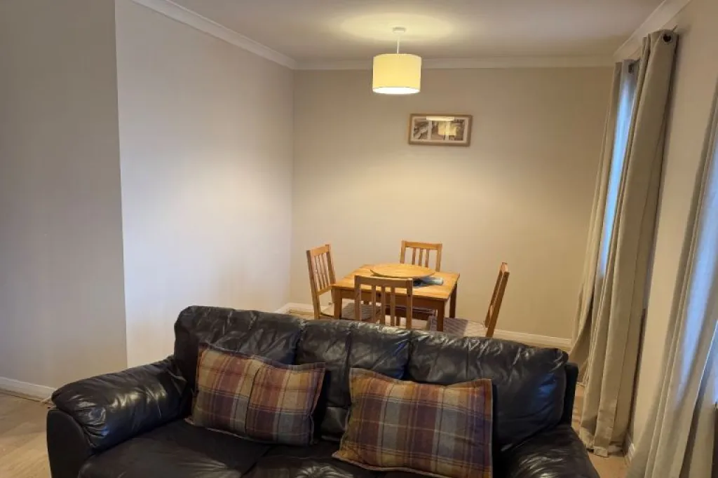 AVAILABLE 1 bedroom flat, Riverside - available to rent