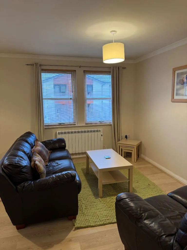 AVAILABLE 1 bedroom flat, Riverside - available to rent