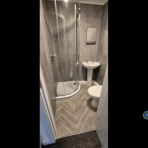 1 bedroom in Walmersley Road, Bury, BL9 (#2996368)