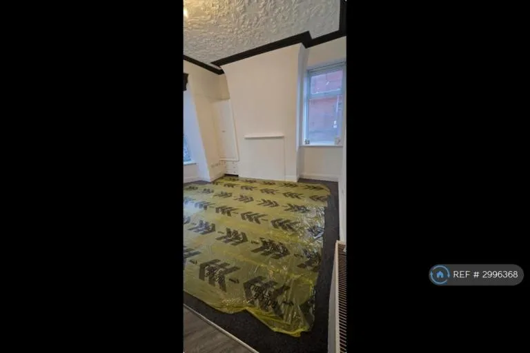 1 bedroom in Walmersley Road, Bury, BL9 (#2996368)