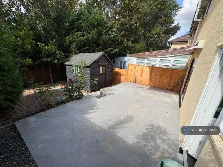 3 bedroom house in Downton Road, Swindon, SN2 (3 bed) (#3016150)