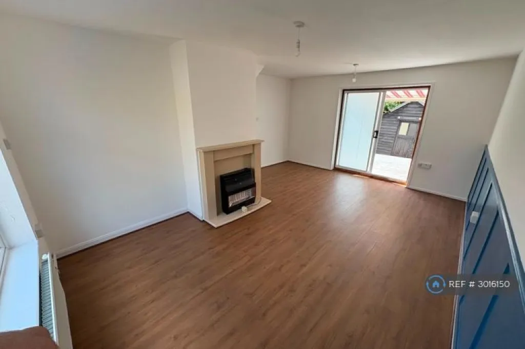 3 bedroom house in Downton Road, Swindon, SN2 (3 bed) (#3016150)