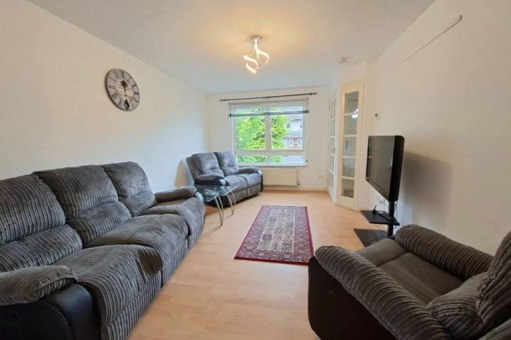2 bedroom house in Craigour Avenue, Little France, Edinburgh, EH17 7NJ
