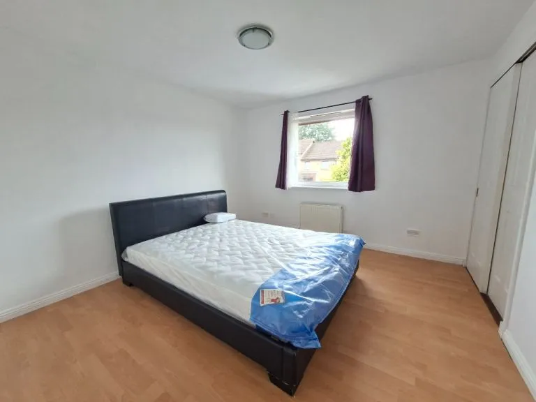 2 bedroom house in Craigour Avenue, Little France, Edinburgh, EH17 7NJ