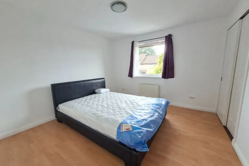 2 bedroom house in Craigour Avenue, Little France, Edinburgh, EH17 7NJ