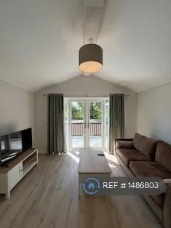 1 bedroom house in Cadeby Lane, Nuneaton, CV13 (1 bed) (#1486803)