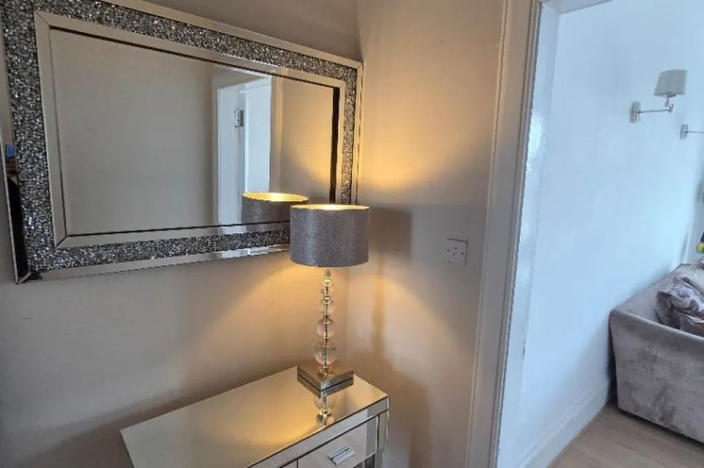 Paisley Flat for rent