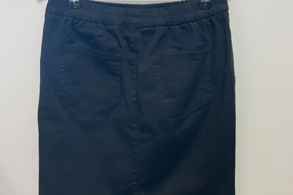 Black pencil skirt