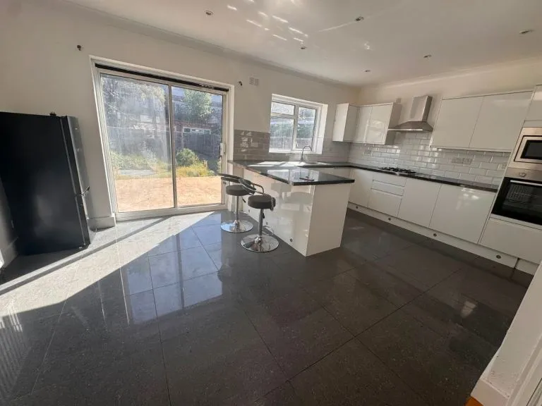 4 bedroom fully furnished house and out building