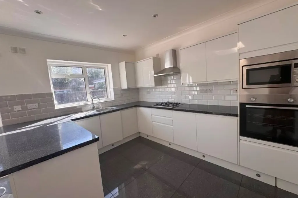 4 bedroom fully furnished house and out building