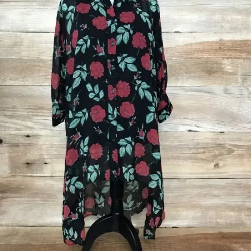 In The Style Long Length Black Rose Print Dropped Hem Shirt