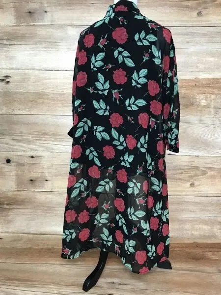 In The Style Long Length Black Rose Print Dropped Hem Shirt