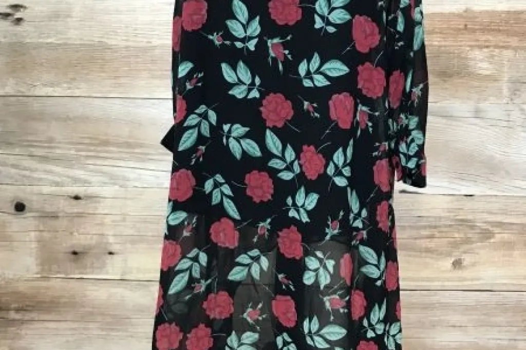 In The Style Long Length Black Rose Print Dropped Hem Shirt