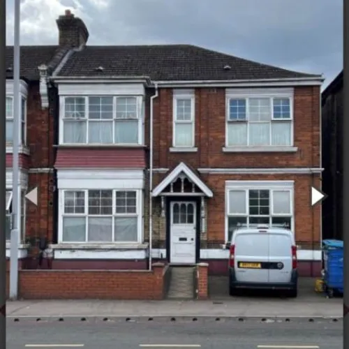 STUDIO FLAT