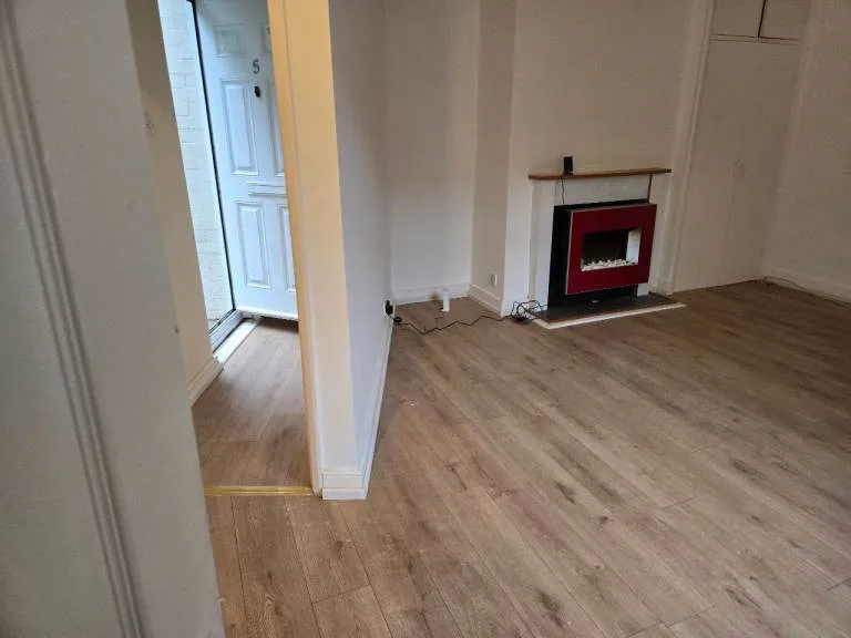 Two bed refurbished flat