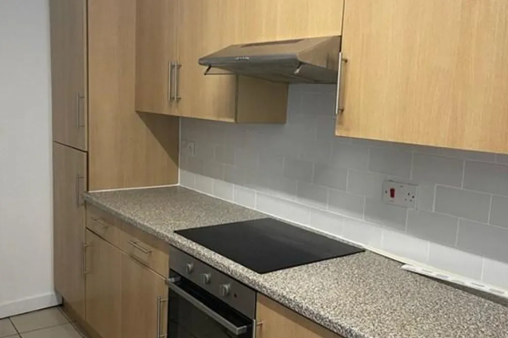 5 bedroom house in Moseley Road, Manchester, M14 (5 bed) (#2929724)