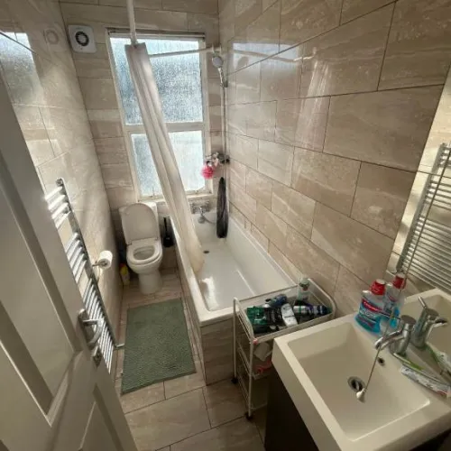 3-Bedroom Maisonette Flat to Rent in Wells House Road, North Acton, NW10 6ED