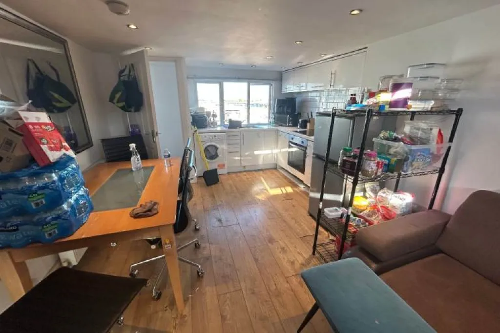 3-Bedroom Maisonette Flat to Rent in Wells House Road, North Acton, NW10 6ED