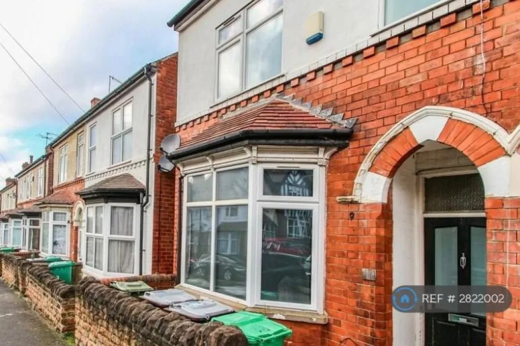 1 bedroom in Elmsthorpe Avenue, Nottingham, NG7 (#2822002)