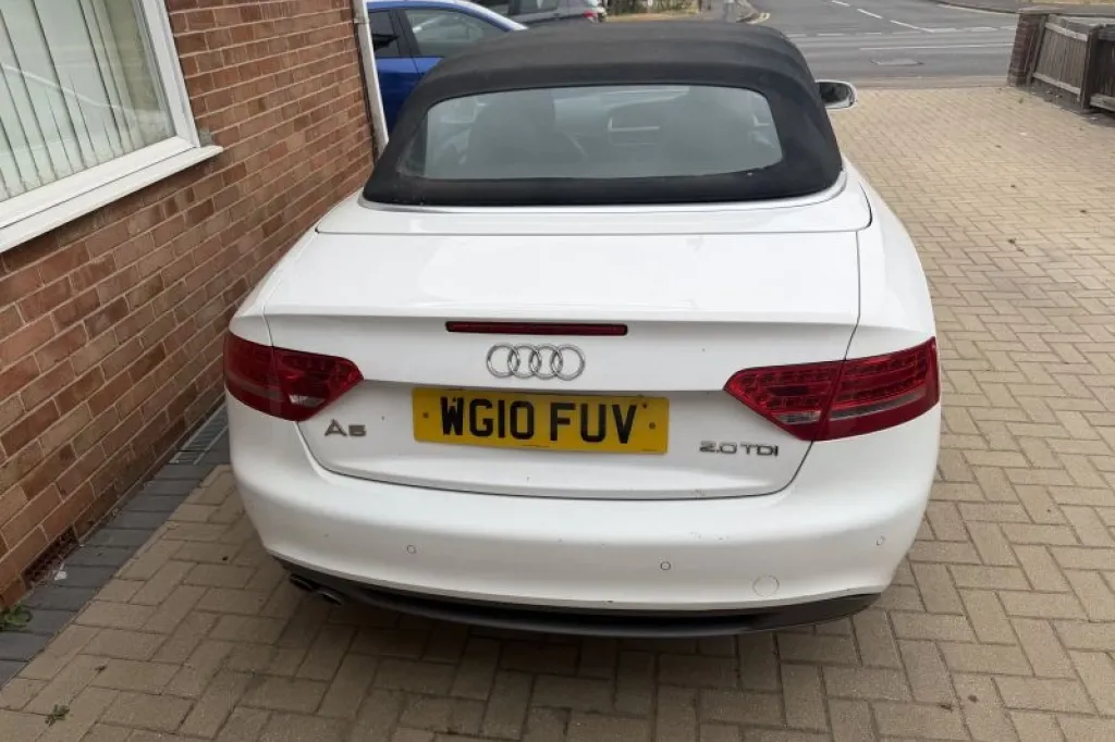2010 Audi A5 convirtable, 2.0 Tdi Manual