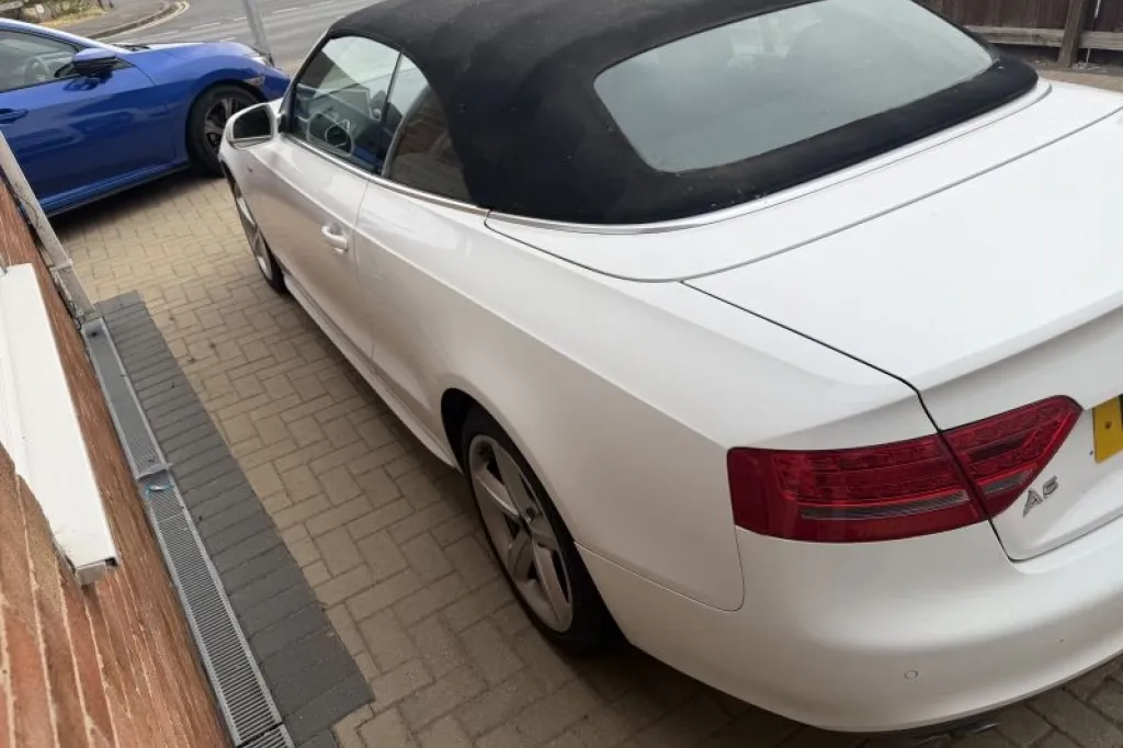 2010 Audi A5 convirtable, 2.0 Tdi Manual