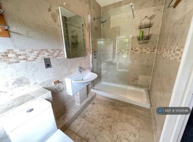 Studio flat in Keen's Acre, Slough, SL2 (#1004596)