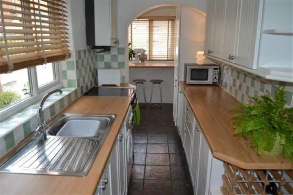 2 bedroom furnished house