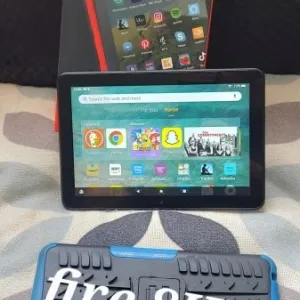 Amazon fir 8"hd tablet