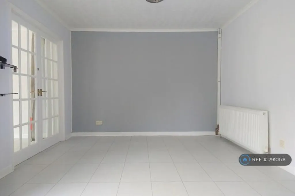 4 bedroom house in Glenroy Avenue, Bristol, BS15 (4 bed) (#2910178)