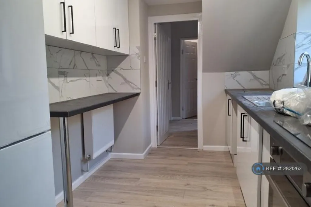 6 bedroom house in Jermayns, Basildon, SS15 (6 bed) (#2821262)