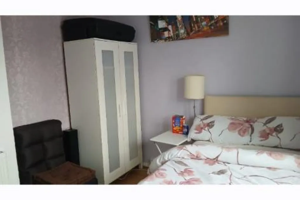 Rent Double Rooms - close to Stanmore Station
