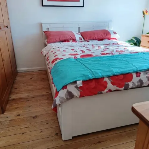 Rent Double Room - links to Luton airport & Luton Train Station.