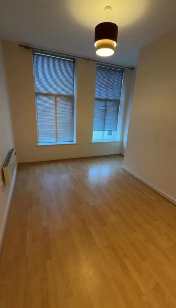 1 Bedroom Flat to rent Halifax town Centre