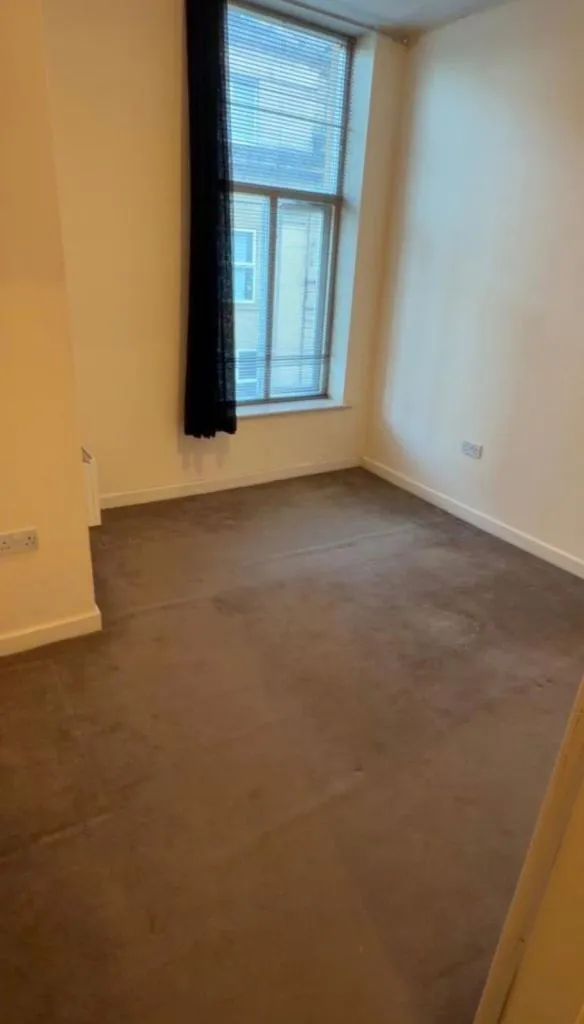 1 Bedroom Flat to rent Halifax town Centre