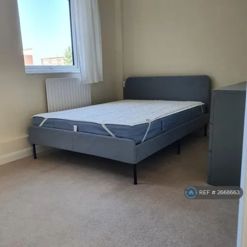 1 bedroom in Arun House, New Malden, KT3 (#2668663)