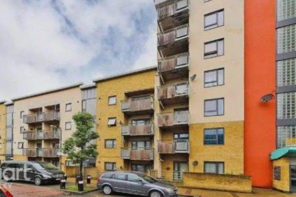 1 bedroom in Arun House, New Malden, KT3 (#2668663)
