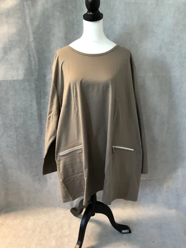 Brown/beige top